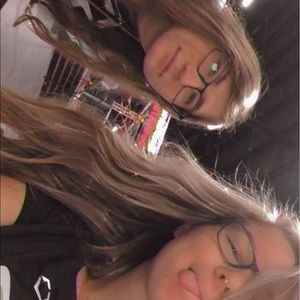 Meet your Posher, Ashley